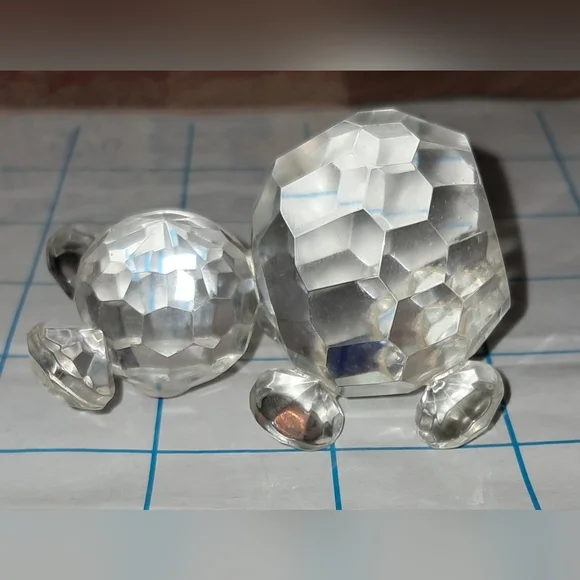 Clear Stone Faceted Bear - Picture 9 of 10